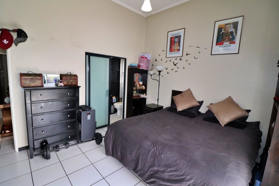 2 Bedroom Property for Sale in The Isle Gauteng