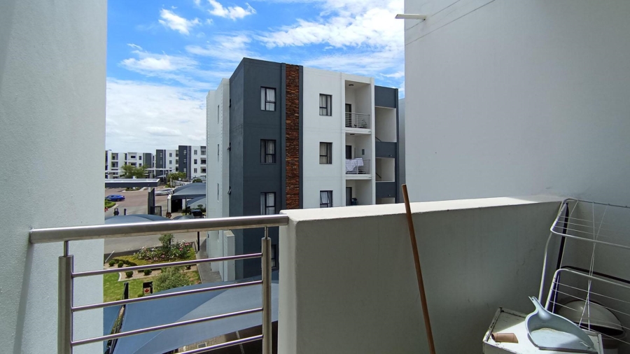 2 Bedroom Property for Sale in Erand Gardens Gauteng