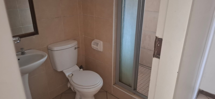 To Let 1 Bedroom Property for Rent in Karenpark Gauteng