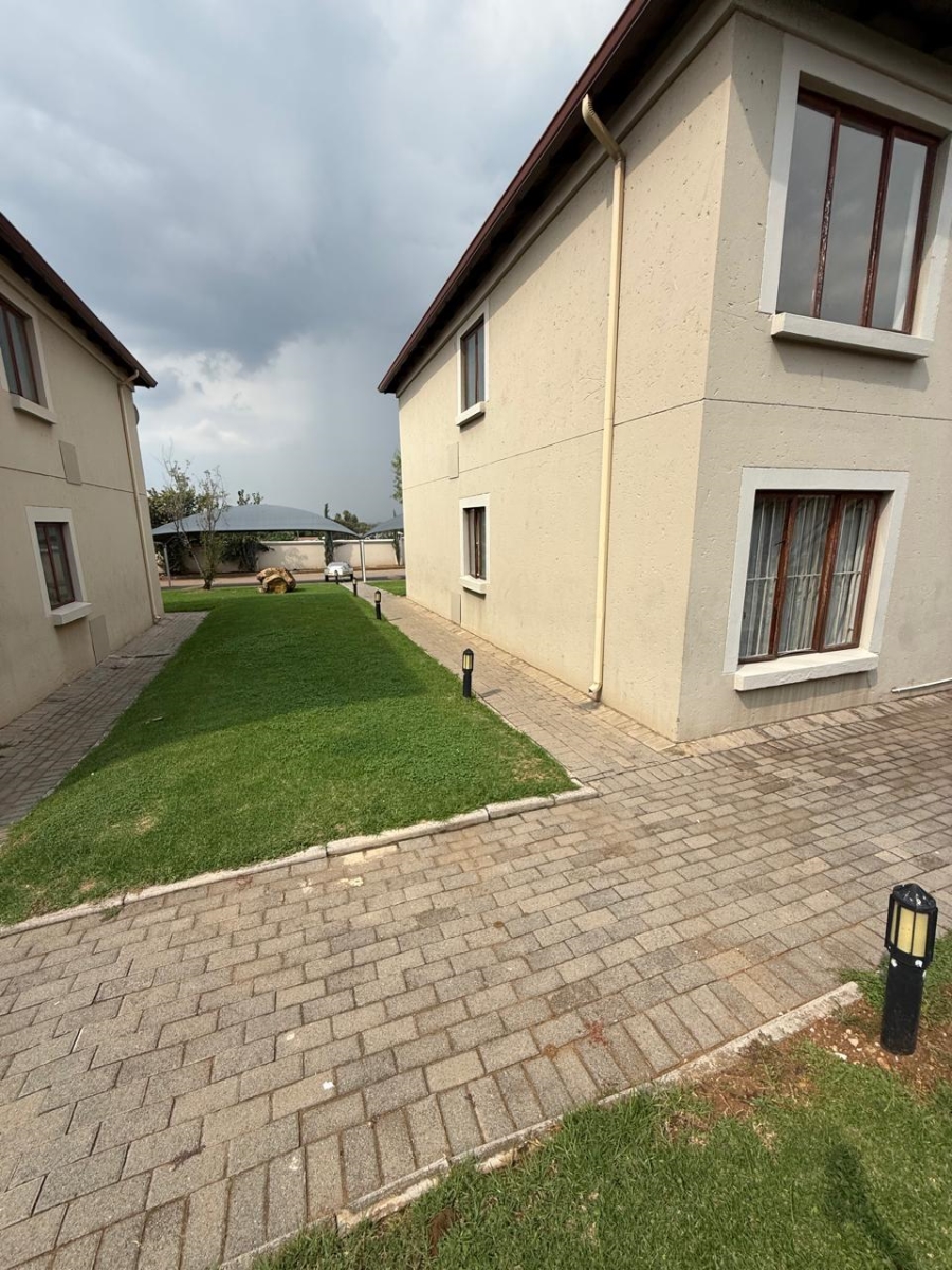 2 Bedroom Property for Sale in Meyersdal Gauteng
