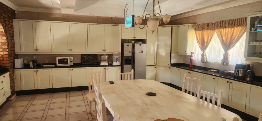 4 Bedroom Property for Sale in Kameelfontein Gauteng