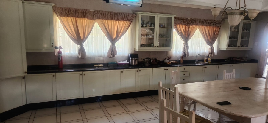 4 Bedroom Property for Sale in Kameelfontein Gauteng
