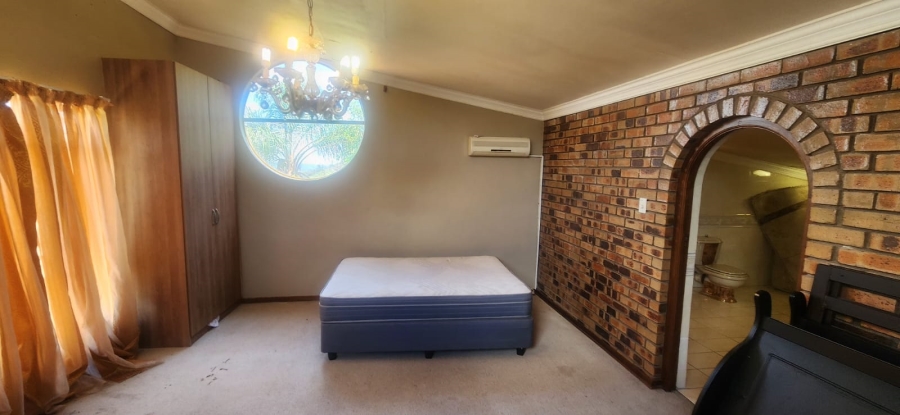 4 Bedroom Property for Sale in Kameelfontein Gauteng