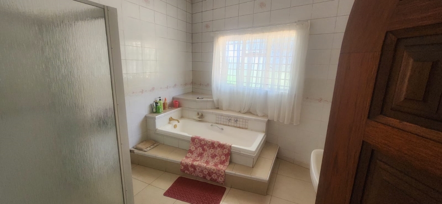 4 Bedroom Property for Sale in Kameelfontein Gauteng