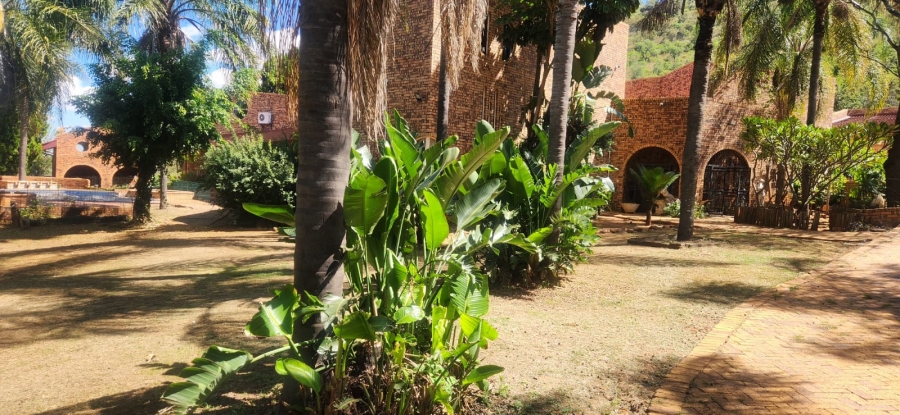 4 Bedroom Property for Sale in Kameelfontein Gauteng
