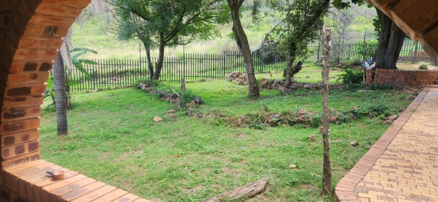 4 Bedroom Property for Sale in Kameelfontein Gauteng