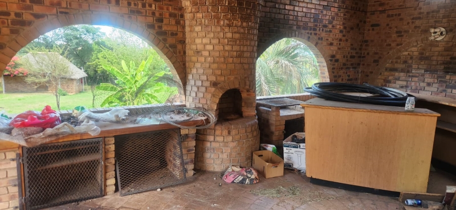 4 Bedroom Property for Sale in Kameelfontein Gauteng