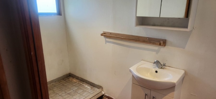 4 Bedroom Property for Sale in Kameelfontein Gauteng