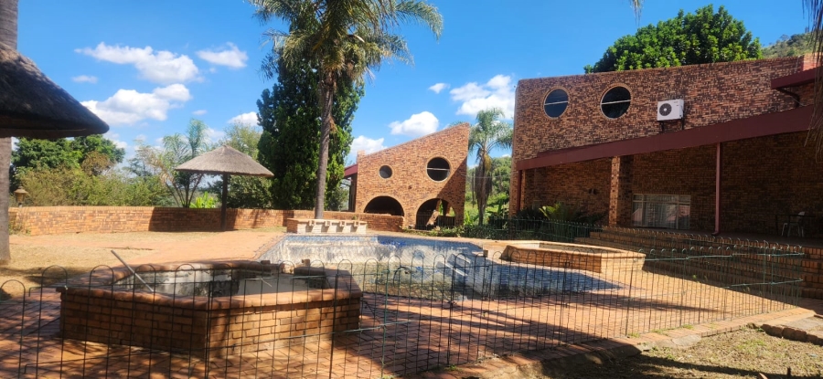 4 Bedroom Property for Sale in Kameelfontein Gauteng