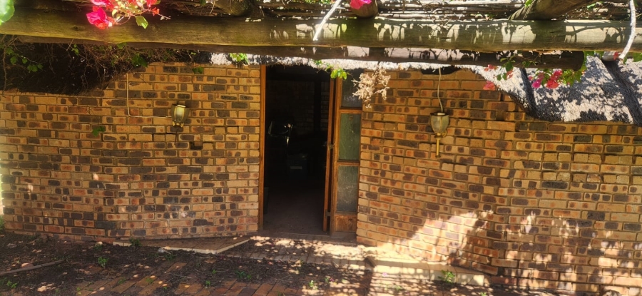 4 Bedroom Property for Sale in Kameelfontein Gauteng
