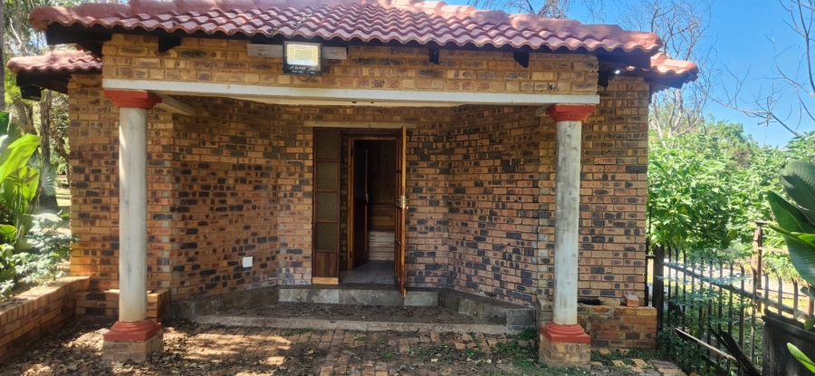 4 Bedroom Property for Sale in Kameelfontein Gauteng