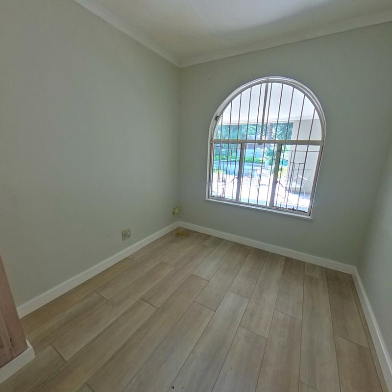 4 Bedroom Property for Sale in Garsfontein Gauteng