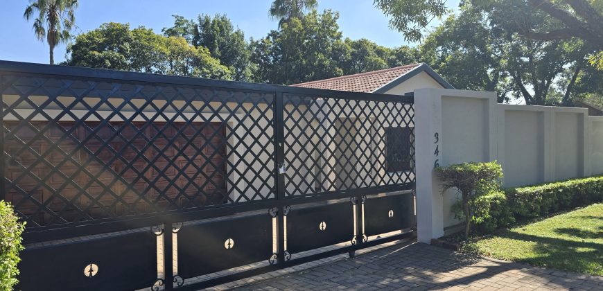 4 Bedroom Property for Sale in Garsfontein Gauteng