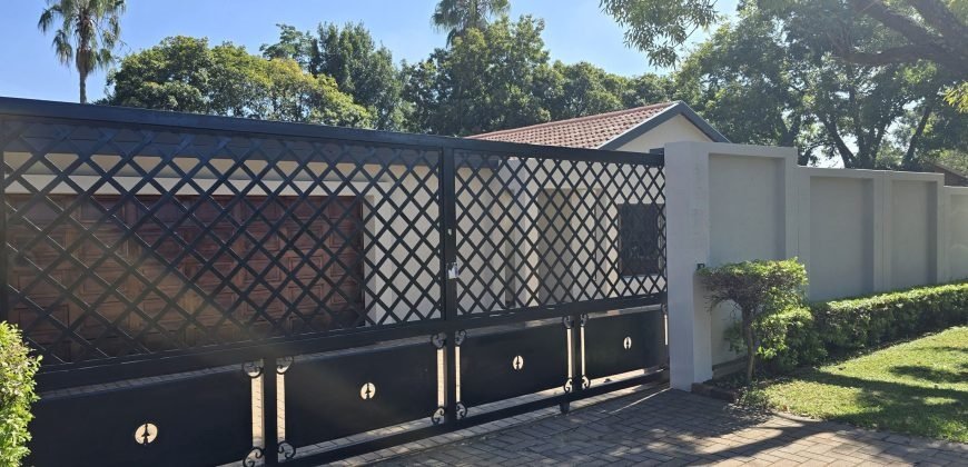 4 Bedroom Property for Sale in Garsfontein Gauteng