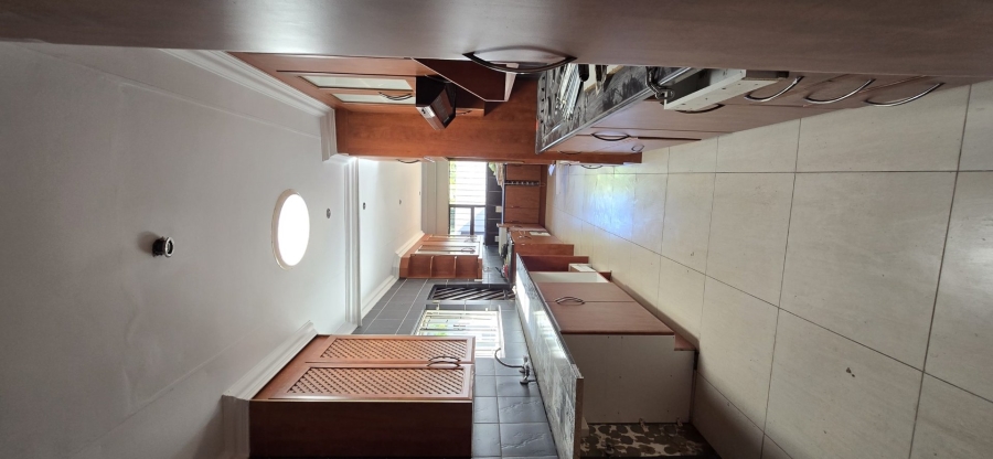 4 Bedroom Property for Sale in Garsfontein Gauteng