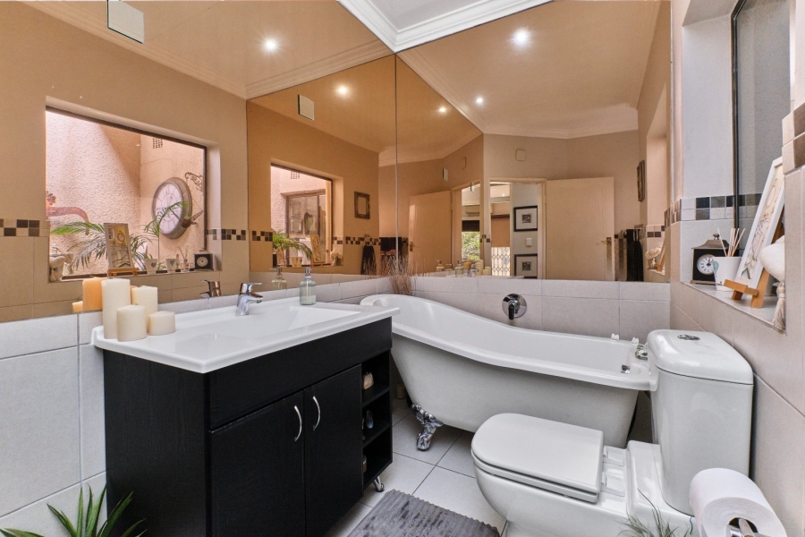 2 Bedroom Property for Sale in Randpark Ridge Gauteng