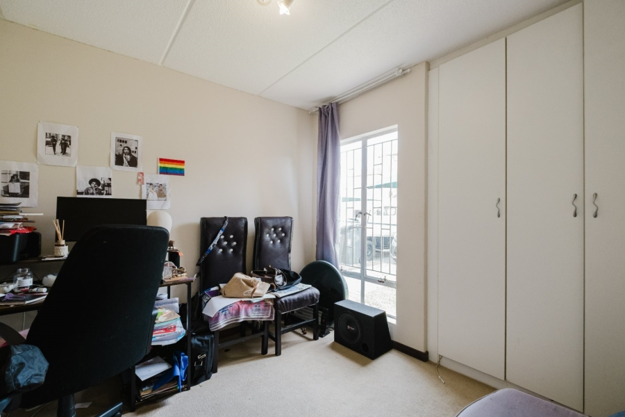 2 Bedroom Property for Sale in Ormonde View Gauteng