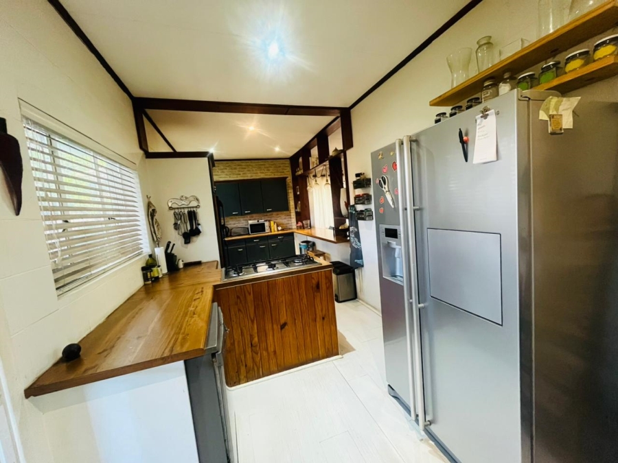 2 Bedroom Property for Sale in Olivedale Gauteng