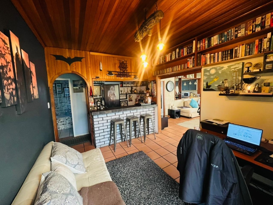 2 Bedroom Property for Sale in Olivedale Gauteng