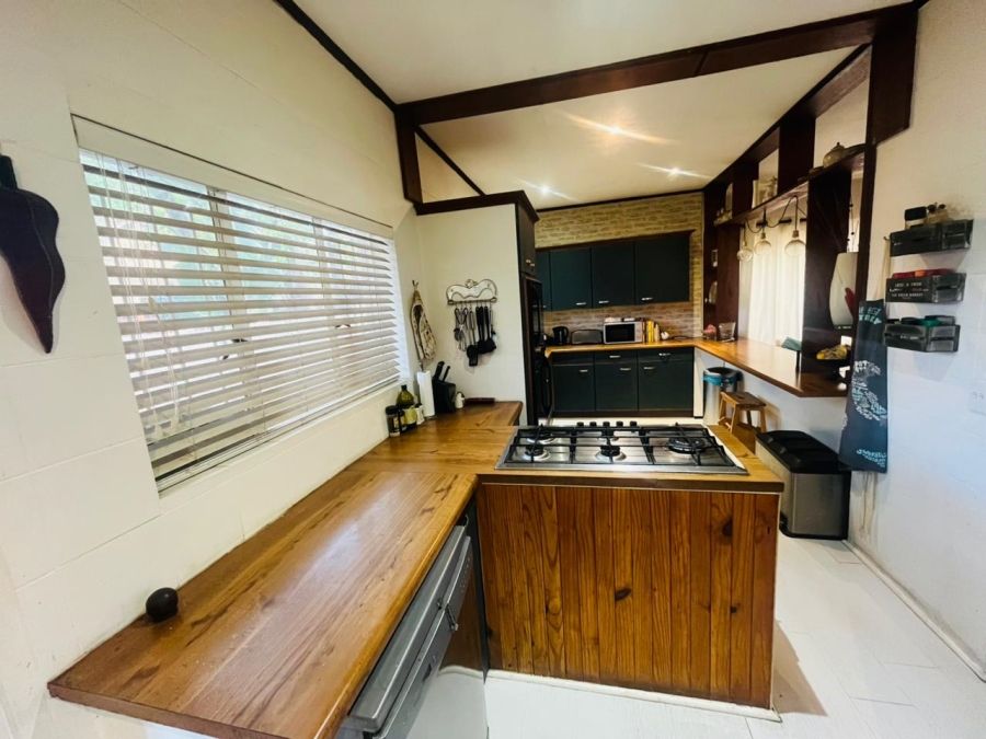 2 Bedroom Property for Sale in Olivedale Gauteng