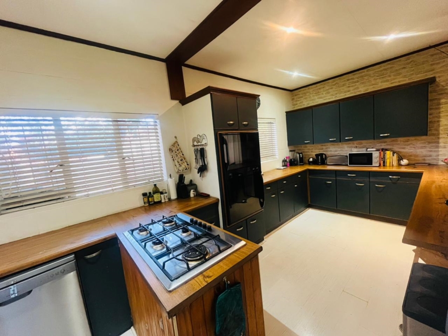 2 Bedroom Property for Sale in Olivedale Gauteng