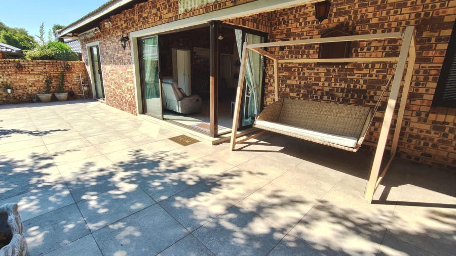 4 Bedroom Property for Sale in Vaal Marina Gauteng