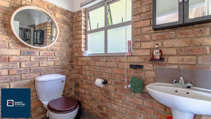 3 Bedroom Property for Sale in Lakeside Village Gauteng