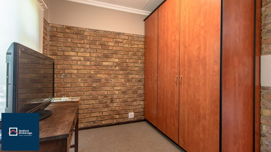 3 Bedroom Property for Sale in Lakeside Village Gauteng