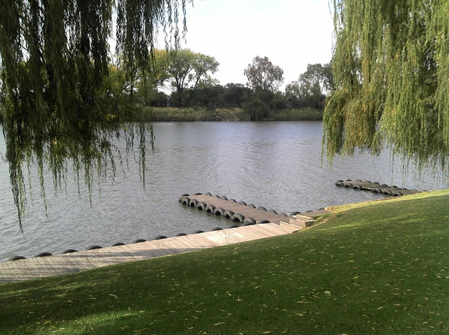 Commercial Property for Sale in Riverspray Lifestyle Estate Gauteng