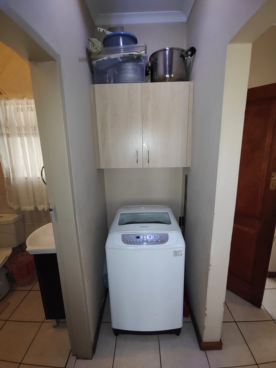 1 Bedroom Property for Sale in Montana Gauteng