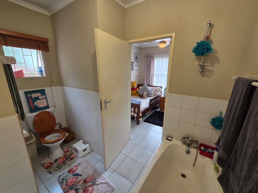 3 Bedroom Property for Sale in Annlin Gauteng