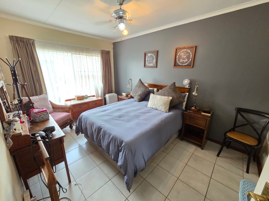 3 Bedroom Property for Sale in Annlin Gauteng