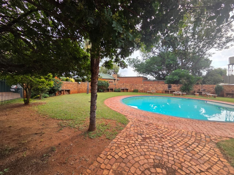 3 Bedroom Property for Sale in Annlin Gauteng