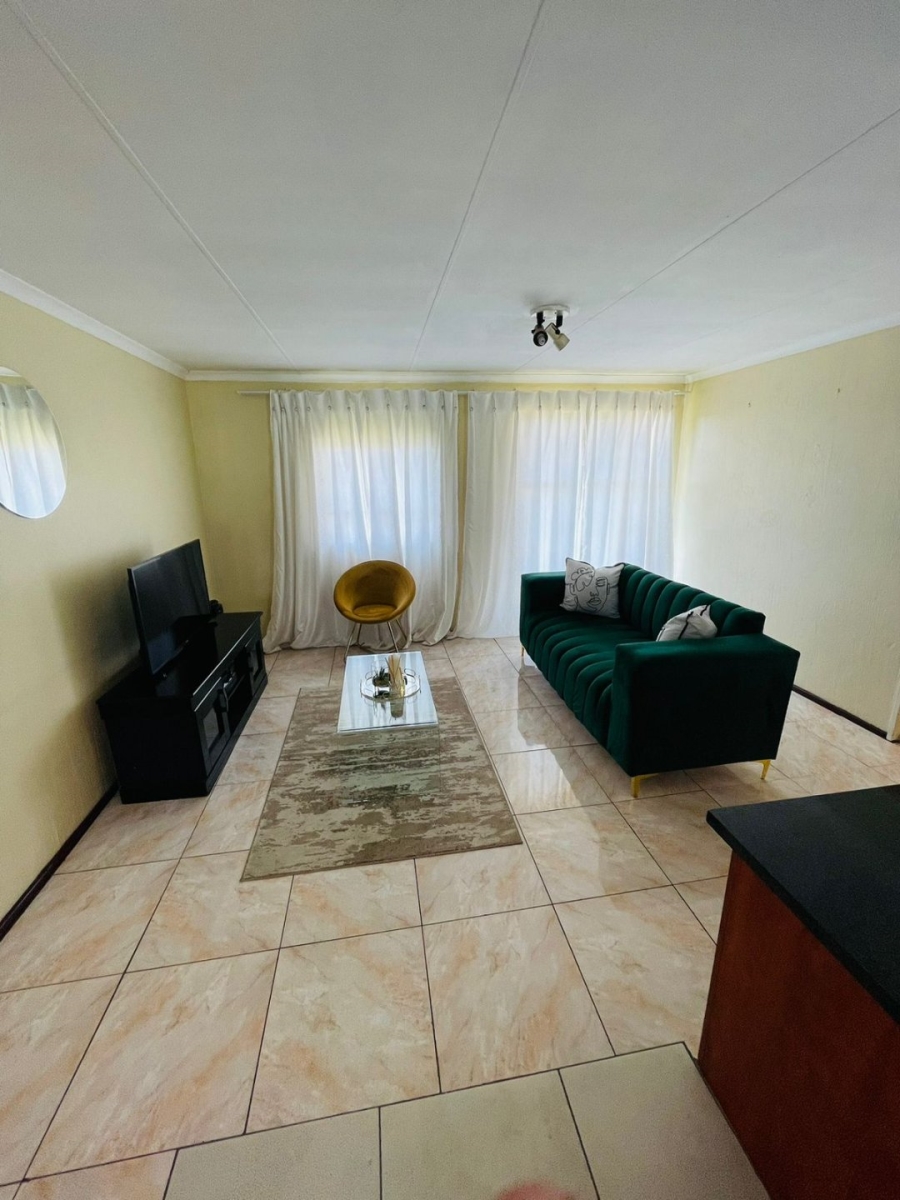 1 Bedroom Property for Sale in Bramley View Gauteng