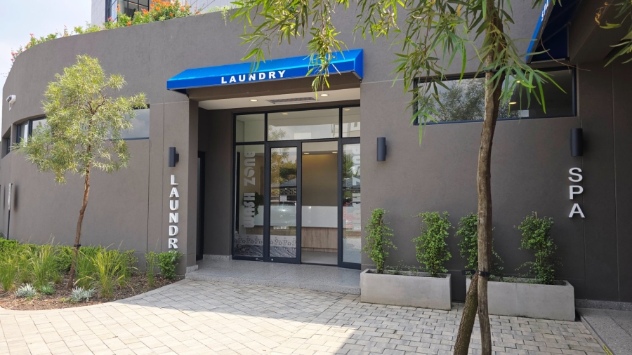 To Let 1 Bedroom Property for Rent in Waterfall Gauteng