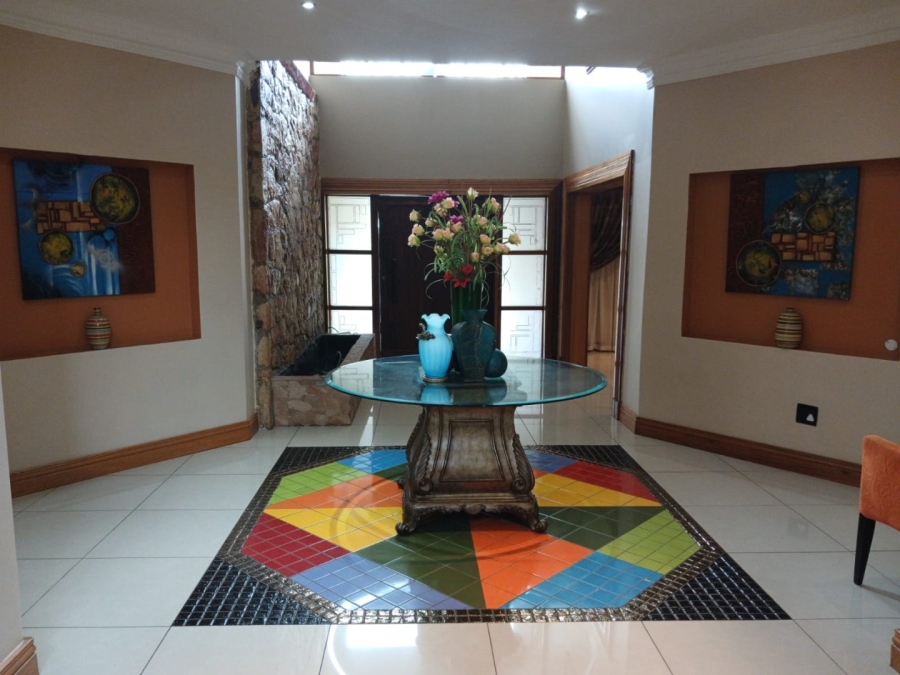To Let 4 Bedroom Property for Rent in Blue Valley Golf Estate Gauteng