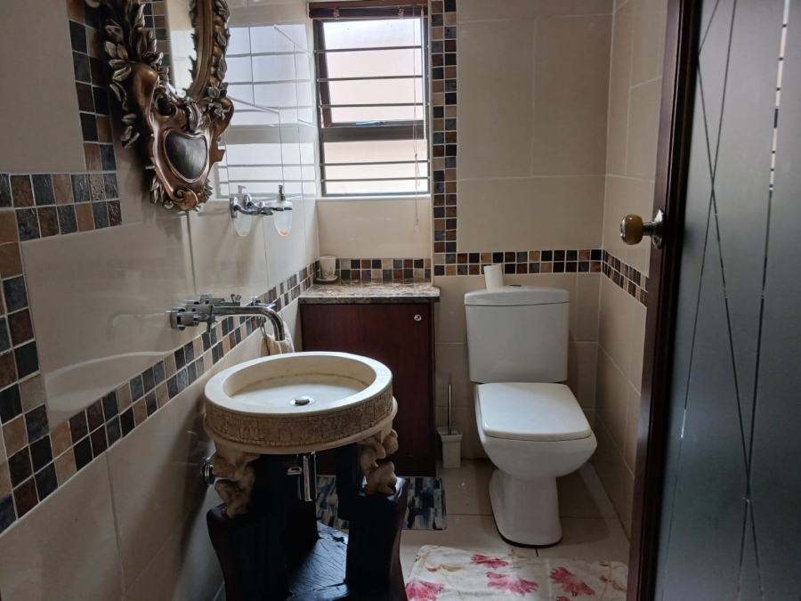 To Let 4 Bedroom Property for Rent in Blue Valley Golf Estate Gauteng