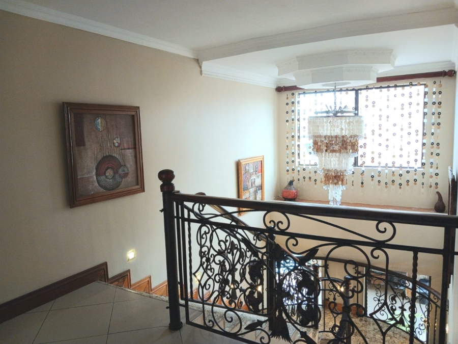 To Let 4 Bedroom Property for Rent in Blue Valley Golf Estate Gauteng