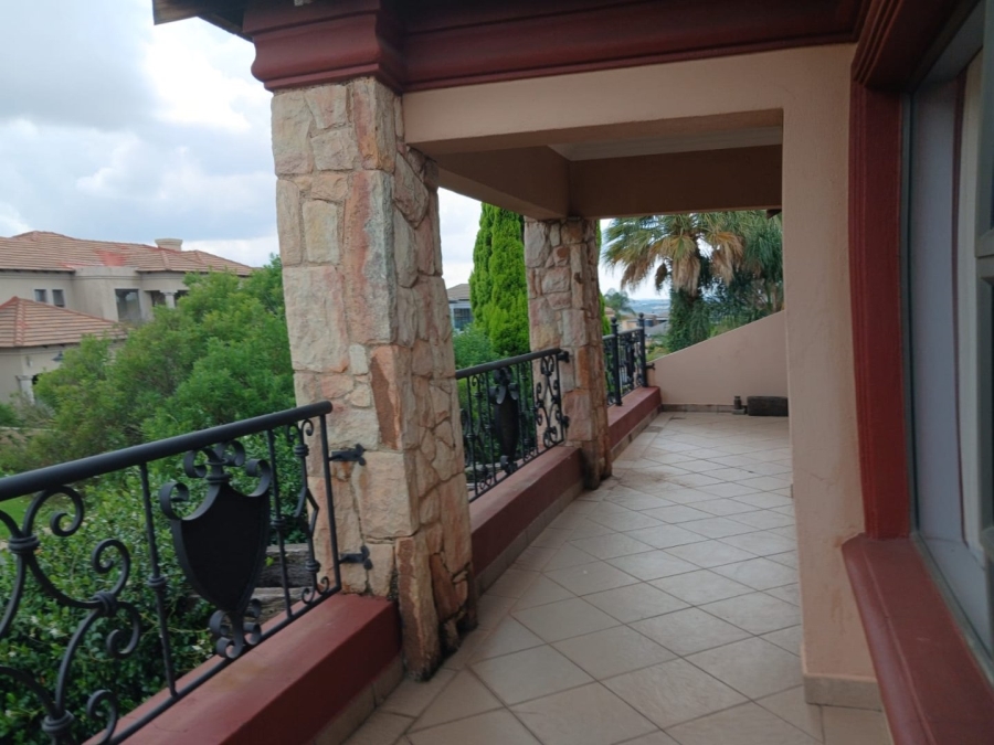 To Let 4 Bedroom Property for Rent in Blue Valley Golf Estate Gauteng