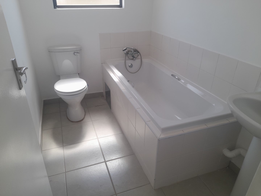 3 Bedroom Property for Sale in Windmill Park Gauteng