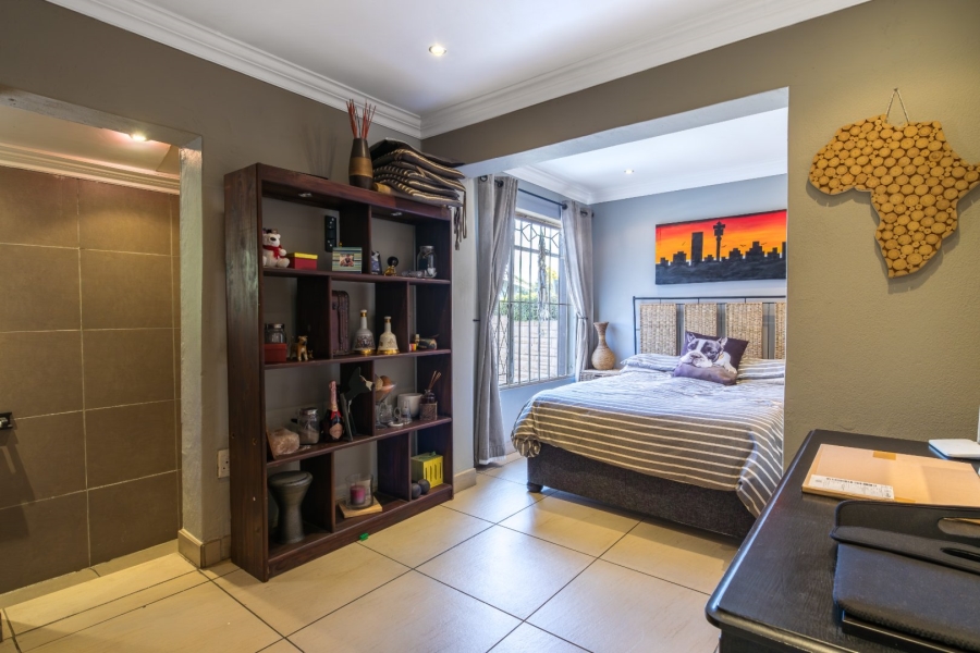 3 Bedroom Property for Sale in Isandovale Gauteng