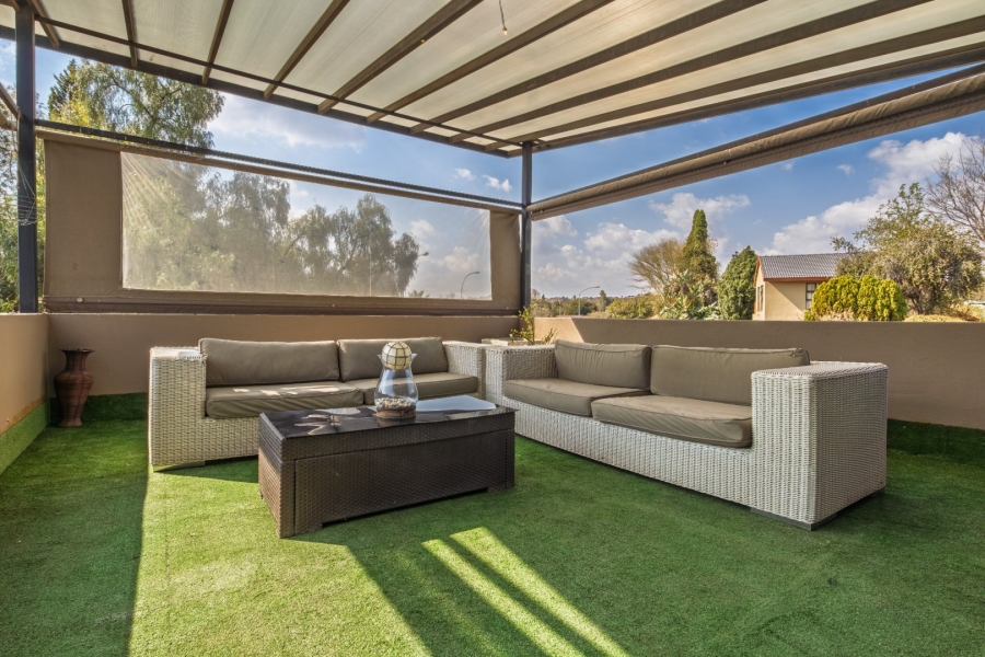 3 Bedroom Property for Sale in Isandovale Gauteng