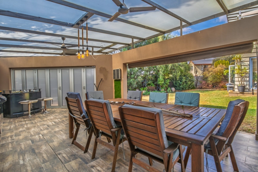 3 Bedroom Property for Sale in Isandovale Gauteng