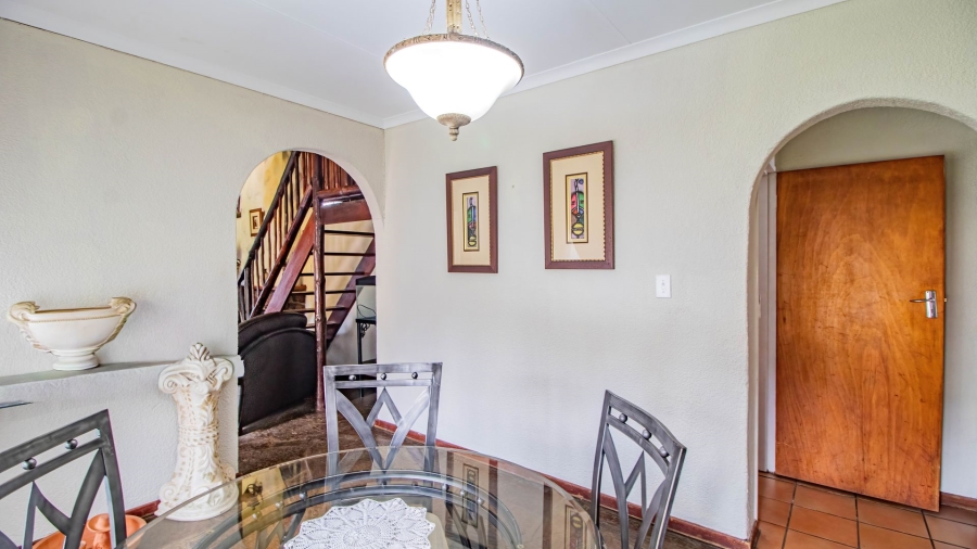 4 Bedroom Property for Sale in Glen Marais Gauteng