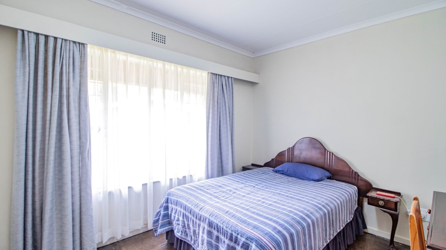 4 Bedroom Property for Sale in Glen Marais Gauteng
