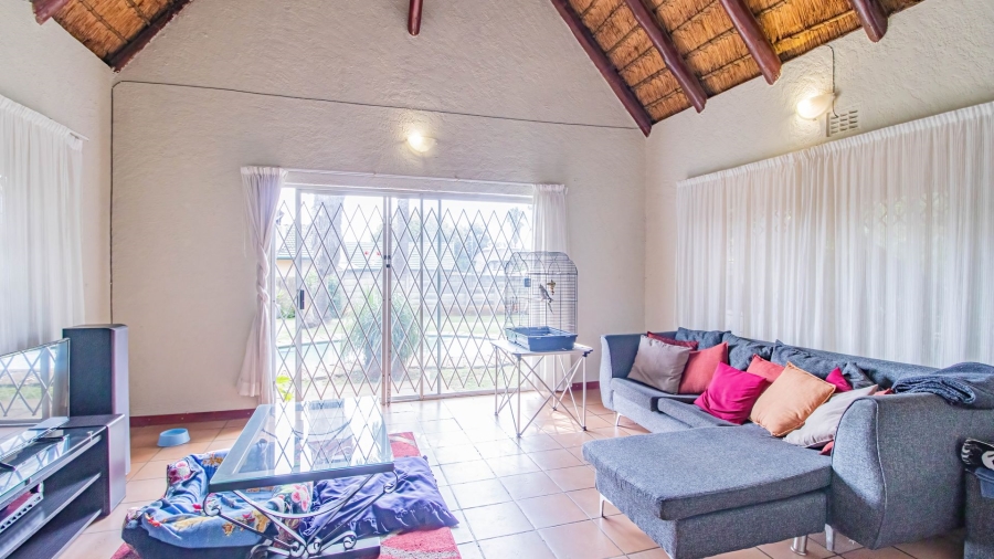 4 Bedroom Property for Sale in Glen Marais Gauteng