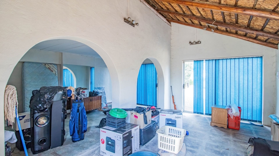 4 Bedroom Property for Sale in Glen Marais Gauteng