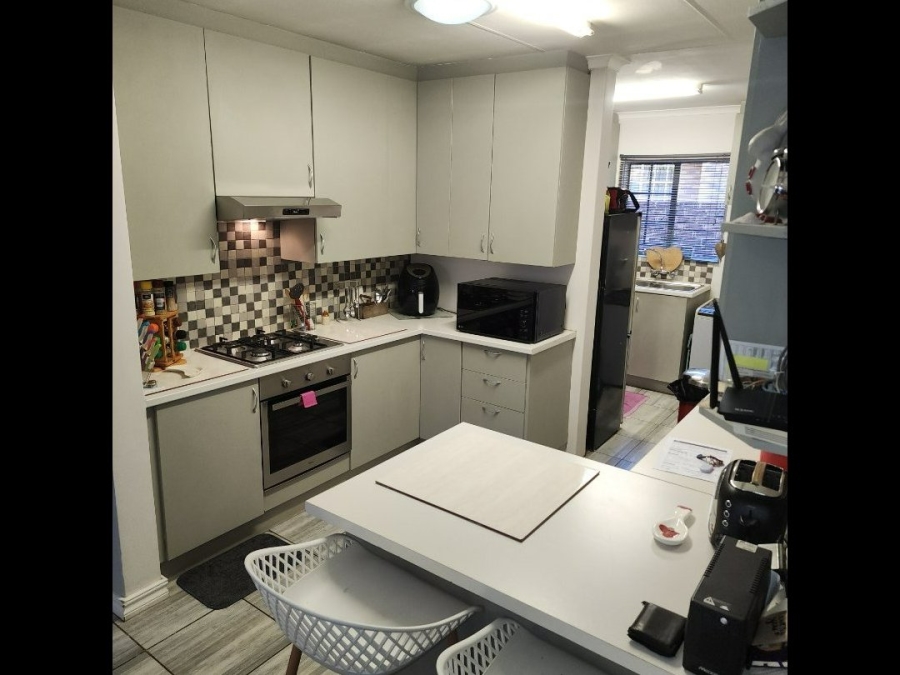 3 Bedroom Property for Sale in Amberfield Gauteng