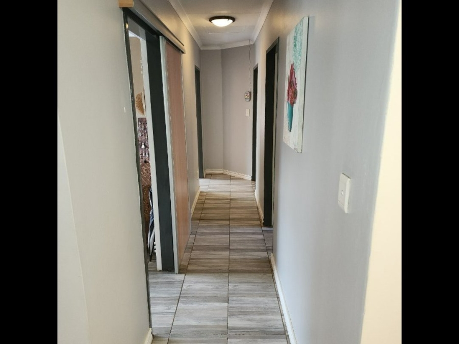 3 Bedroom Property for Sale in Amberfield Gauteng