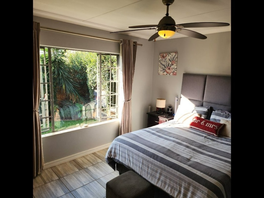 3 Bedroom Property for Sale in Amberfield Gauteng